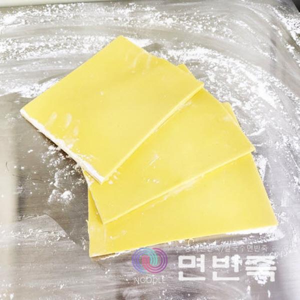 쫄깃한 면반죽 단호박 반죽 칼국수 수제비 반죽 업소용 생면 14kg